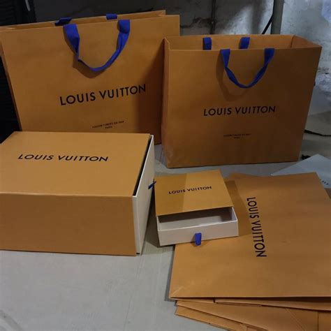 scatola louis vuitton